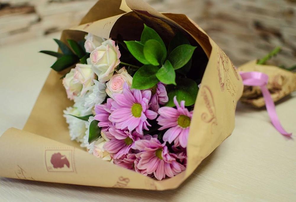 Букет цветов из: Розы и Хризантемы в Бурмакино