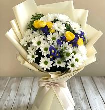 Букет цветов из:  Ирисы, Хризантемы и Розы #REPLACE_PRED# Бурмакино