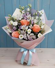 Букет цветов из:  Лизиантусы, Розы, Альстромерии и Гипсофила #REPLACE_PRED# Бурмакино